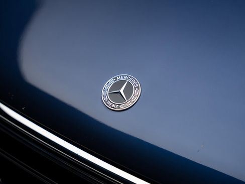 Used 2023 Mercedes-Benz EQS 450+ 4MATIC SUV w/ AMG Line Exterior Package image 13