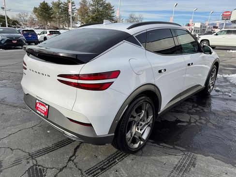 Used 2023 Genesis GV60 Performance image 7