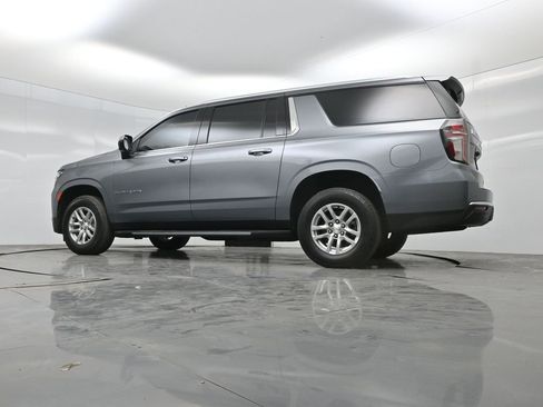 Used 2021 Chevrolet Suburban LT RWD image 50