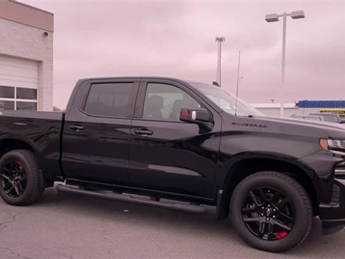 Used 2022 Chevrolet Silverado 1500 RST w/ Redline Edition image 3