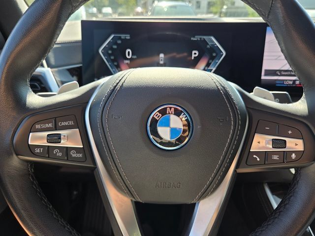 Used 2025 BMW X5 xDrive50e AWD/4WD image 33