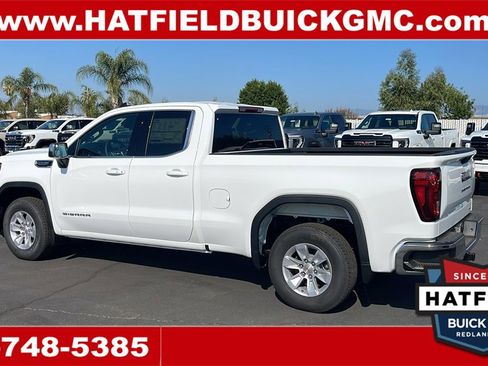 New 2026 GMC Sierra 1500 SLE image 3