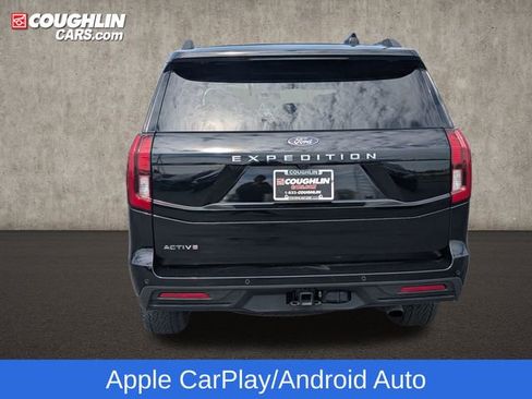 Used 2025 Ford Expedition Active AWD/4WD image 7