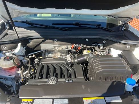Used 2022 Volkswagen Atlas SE image 38