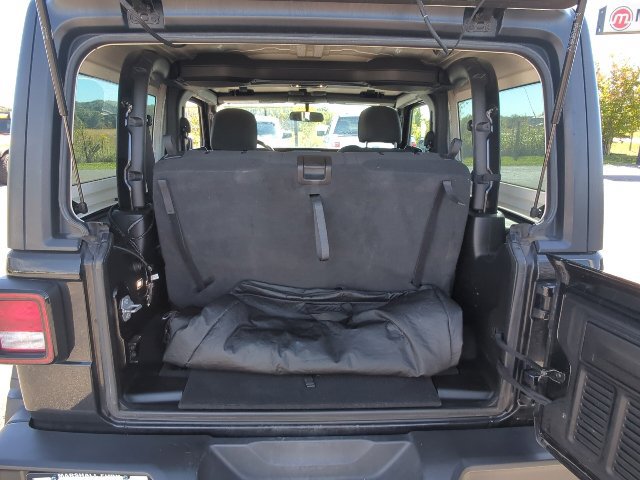 Used 2021 Jeep Wrangler Rubicon w/ Cold Weather Group AWD/4WD image 32
