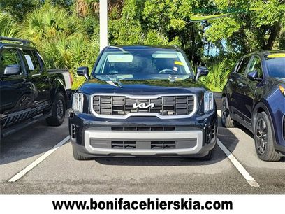 Certified 2025 Kia Telluride S