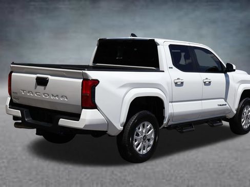 Used 2024 Toyota Tacoma SR5 AWD/4WD image 3