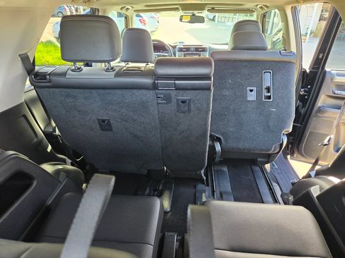 Used 2016 Toyota 4Runner SR5 Premium AWD/4WD image 32