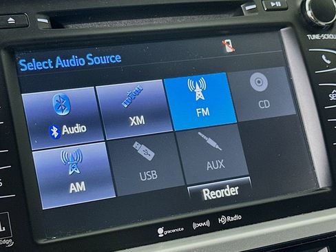 Used 2019 Toyota Highlander Limited Platinum image 30