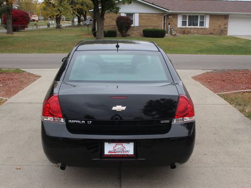Used 2016 Chevrolet Impala LT image 9