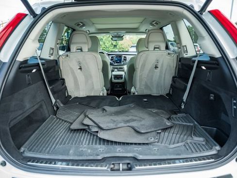 Certified 2023 Volvo XC90 T8 Ultimate AWD/4WD image 10