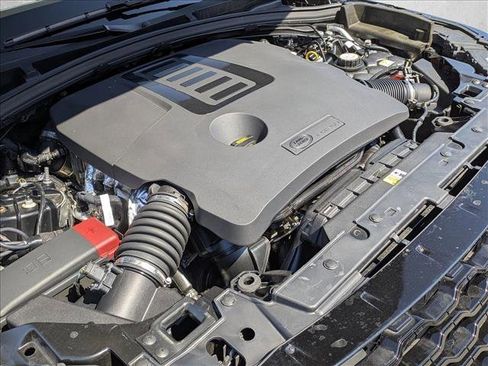 Certified 2023 Land Rover Range Rover Velar R-Dynamic S AWD/4WD image 24