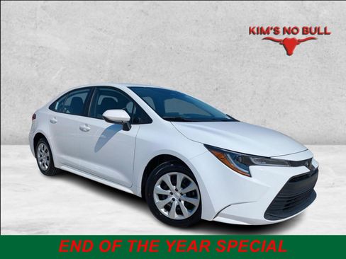 Certified 2023 Toyota Corolla LE image 1