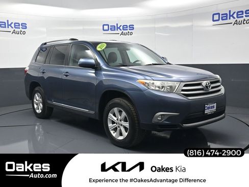 Used 2013 Toyota Highlander SE AWD/4WD image 1