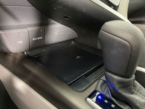 Used 2021 Toyota Camry LE image 21