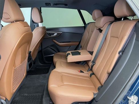 Used 2020 Audi Q8 Prestige w/ Prestige Package image 19