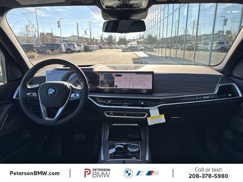 New 2026 BMW X5 xDrive50e image 2