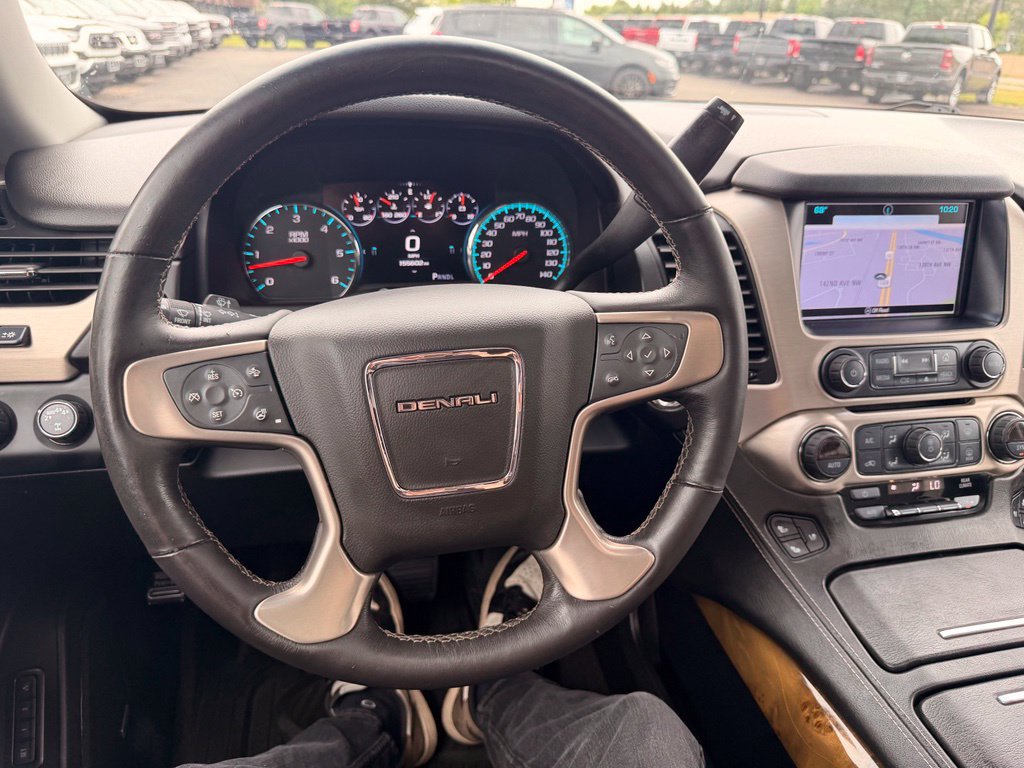 Used 2017 GMC Yukon XL Denali w/ Open Road Package AWD/4WD image 39