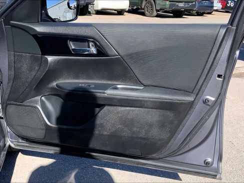 Used 2017 Honda Accord LX image 20