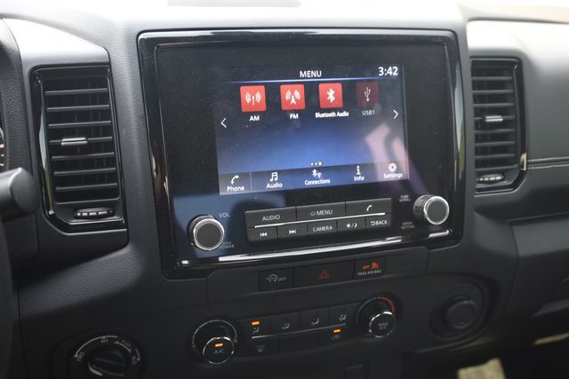 Used 2023 Nissan Frontier SV w/ Midnight Edition Package AWD/4WD image 19