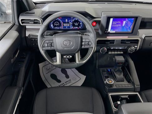 Certified 2025 Toyota Tacoma TRD Sport image 20