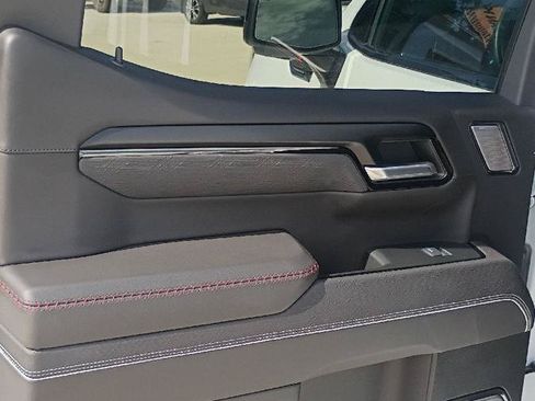 Used 2024 GMC Sierra 1500 AT4X AWD/4WD image 12