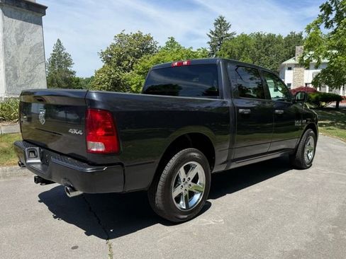 Used 2017 RAM 1500 Express w/ Express Value Package AWD/4WD image 6