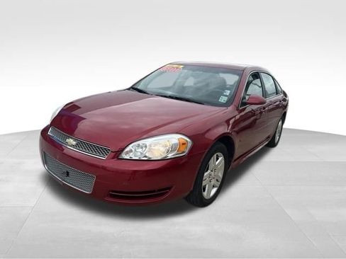 Used 2013 Chevrolet Impala LT w/ LT Sunroof Package image 4