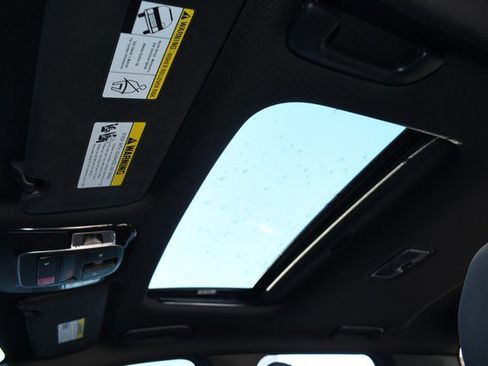 Used 2023 Hyundai Santa Cruz SEL Premium image 19