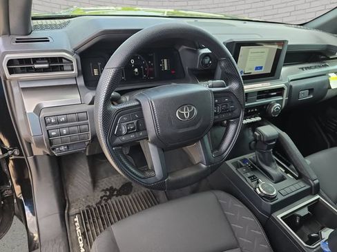 Used 2026 Toyota Tacoma 4x4 Double Cab image 16