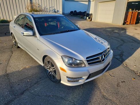 Used 2014 Mercedes-Benz C 300 4MATIC Sedan image 2