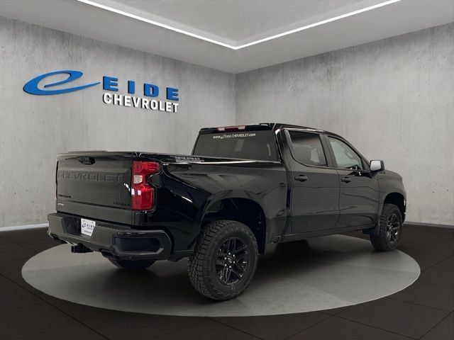 New 2026 Chevrolet Silverado 1500 Custom Trail Boss w/ Midnight Edition AWD/4WD image 8