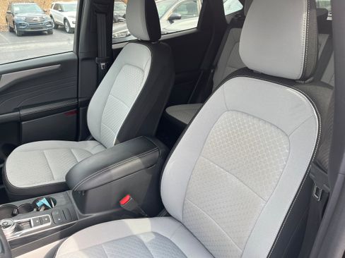 Certified 2023 Ford Escape Active image 8