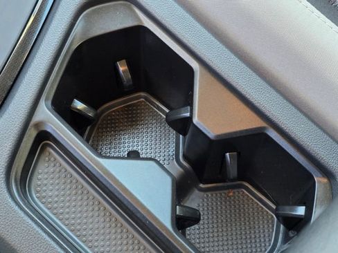 Used 2025 Volkswagen Taos S FWD image 35