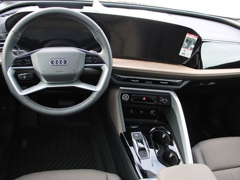 New 2025 Audi Q5 Premium Plus image 10
