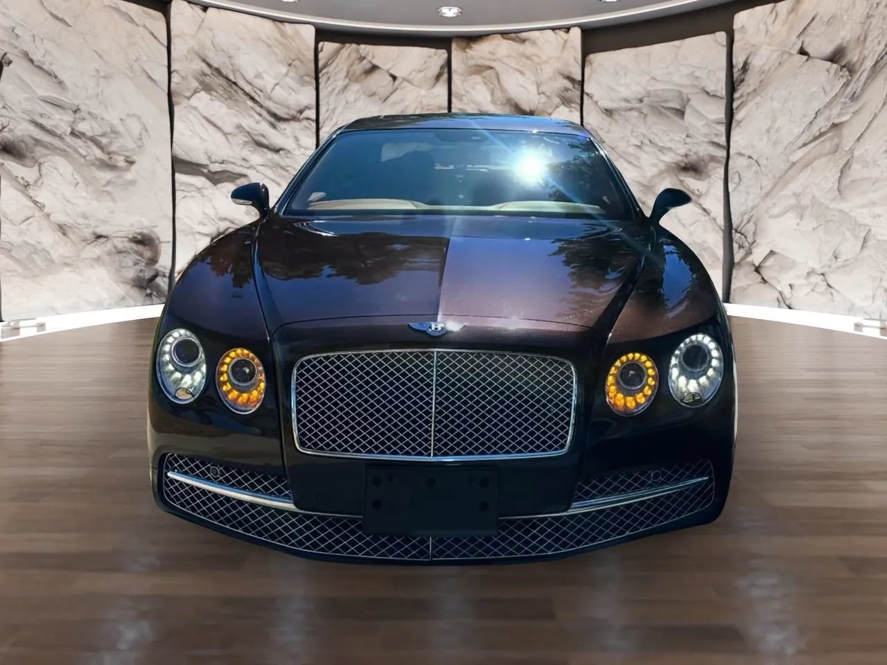 Used 2014 Bentley Flying Spur W12 AWD/4WD image 2
