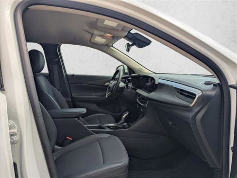 Used 2025 Buick Encore GX Preferred image 16