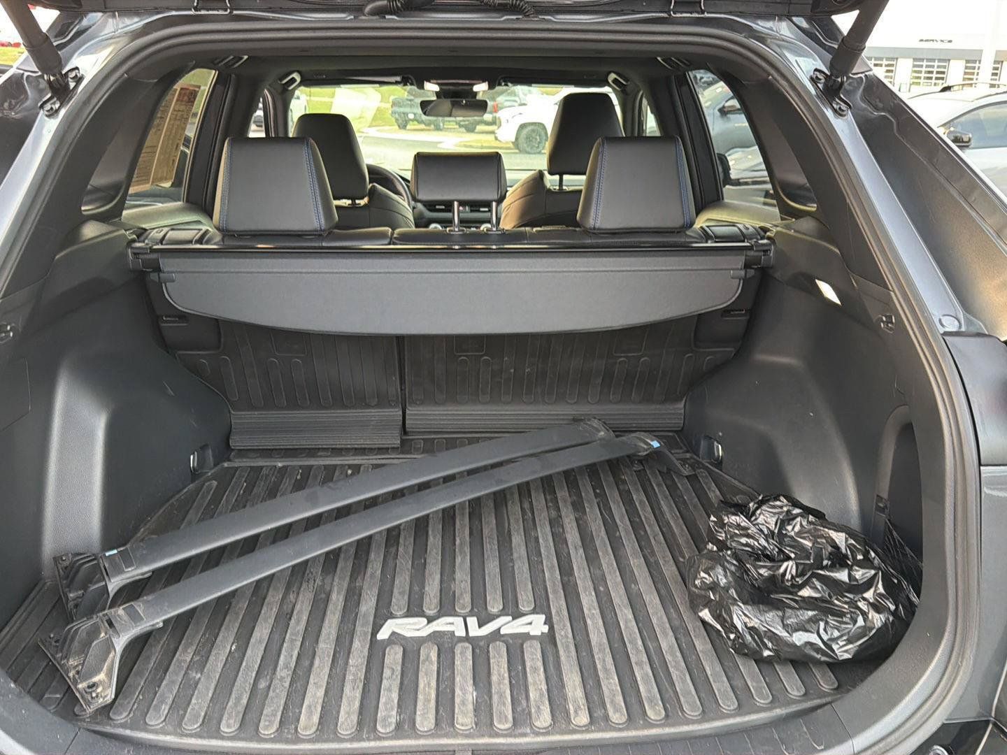 Certified 2025 Toyota RAV4 XSE AWD/4WD image 34
