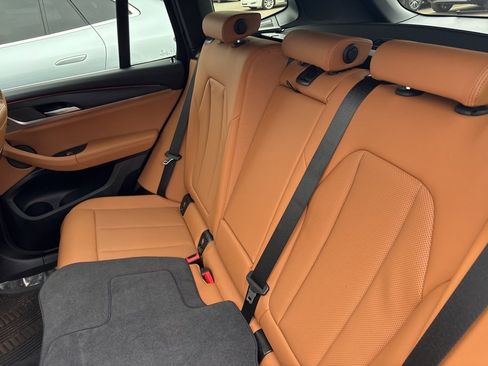 Used 2024 BMW X3 xDrive30i image 10