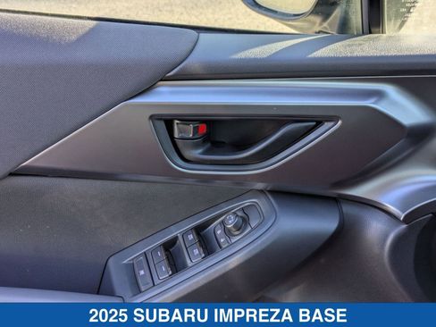 Certified 2025 Subaru Impreza 2.0i image 19