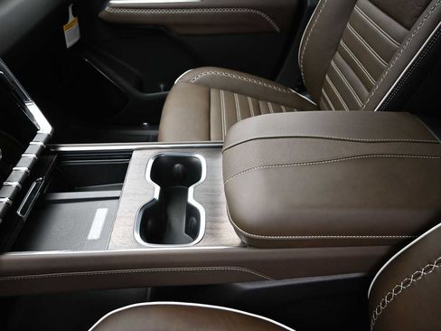 New 2026 GMC Acadia Denali Ultimate AWD/4WD image 15