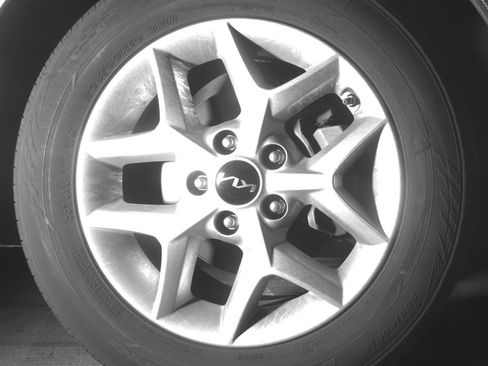 Used 2025 Kia Soul LX w/ LX Technology Package image 13