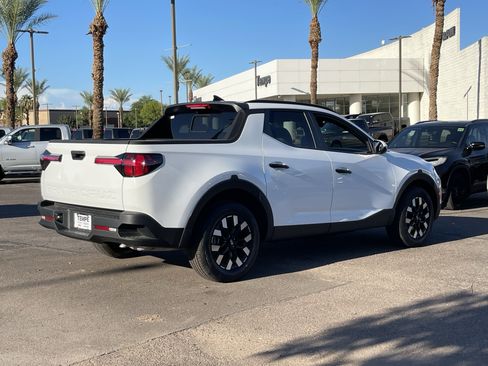 Used 2025 Hyundai Santa Cruz SEL FWD image 5