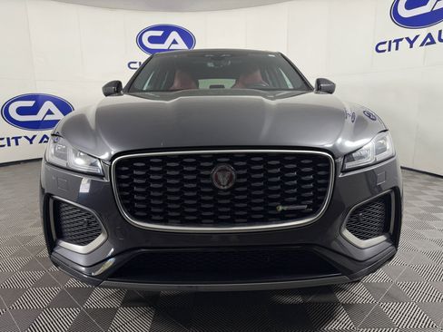 Used 2023 Jaguar F-PACE R-Dynamic S image 2