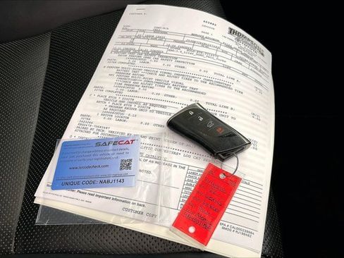 Used 2022 Lexus LX 600 4WD w/ Luxury Package image 11