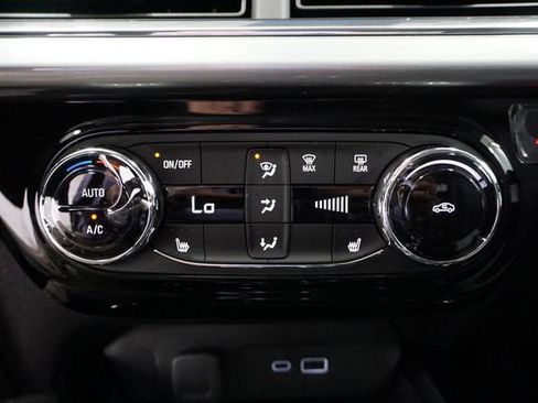 New 2026 Chevrolet Trax LT FWD image 19