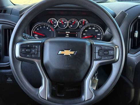 Used 2022 Chevrolet Silverado 1500 Custom w/ Safety Confidence Package image 23