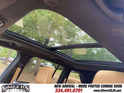 Used 2023 Jeep Grand Cherokee Summit AWD/4WD image 53