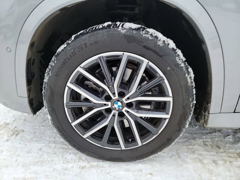 Used 2025 BMW X1 xDrive28i w/ M Sport Package image 10