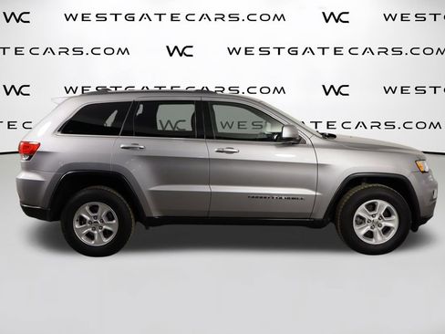 Used 2017 Jeep Grand Cherokee Laredo w/ Quick Order Package 23E image 49
